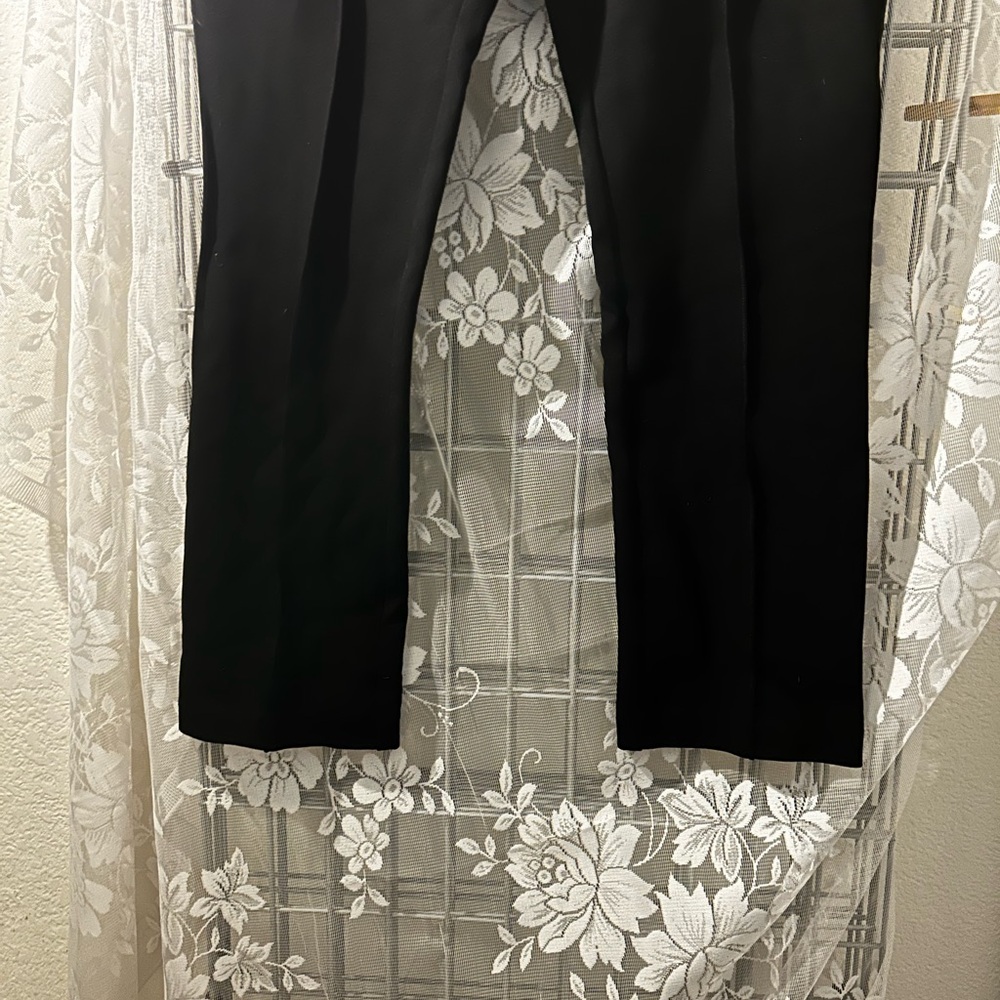 Chico’s  elastic waistband pull on pants with stylish pockets. Barely worn EUC - Picture 2 of 3
